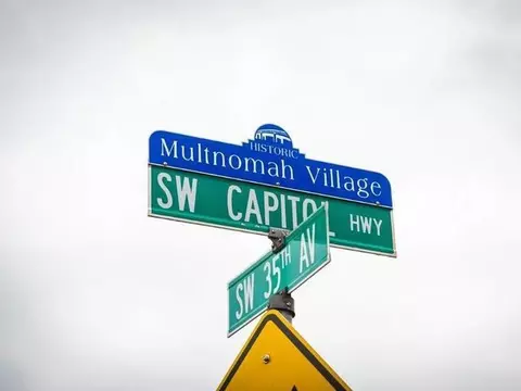7737 SW Capitol Hwy, Portland, OR 97219
