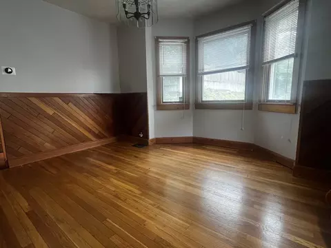 8 Windsor Ave #1, Lynn, MA 01902