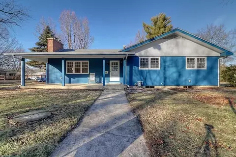 502 E Harding Dr, Urbana, IL 61801