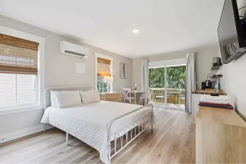5069 Peachtree Ave #A, Wilmington, NC 28403