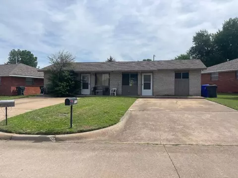 911 Deonne Cir, Norman, OK 73071