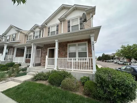 2057 Creekridge Pt, Colorado Springs, CO 80910