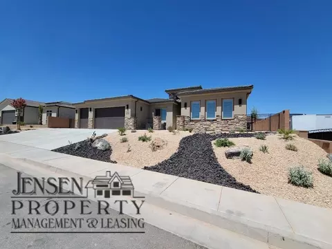 1326 W Broad Point Dr, Washington, UT 84780