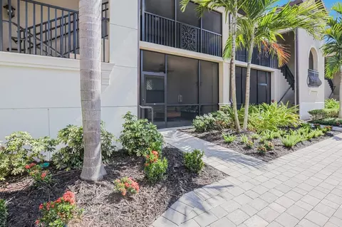 5614 Palmer Cir, Bradenton, FL 34211