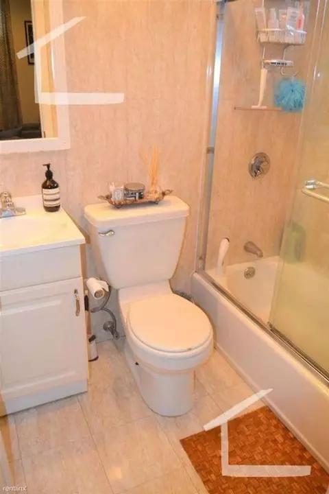72 Babcock St, Brookline, MA 02446