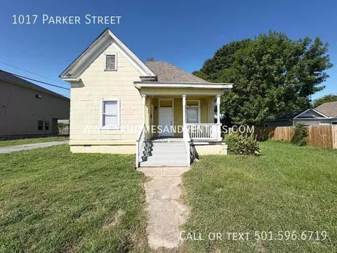 1017 Parker St, North Little Rock, AR 72114