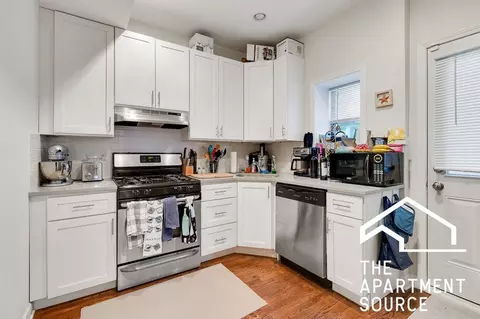 1827 W Leland Ave #1, Chicago, IL 60640