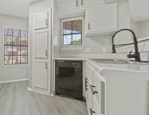 13291 Pond Springs Rd #179, Austin, TX 78729