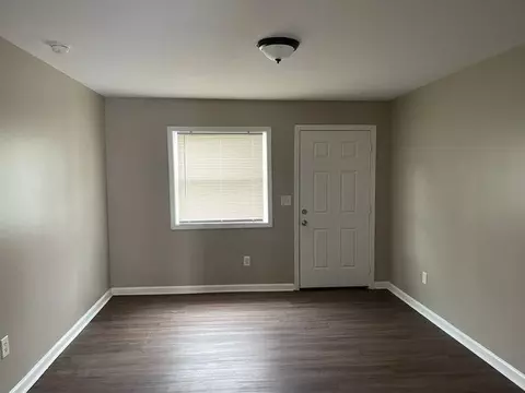 1350 Mayson Turner Rd NW, Atlanta, GA 30314