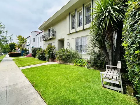 215 S Elm Dr, Beverly Hills, CA 90212