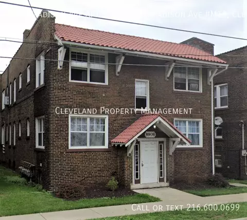 8916 Madison Ave #M19, Cleveland, OH 44102