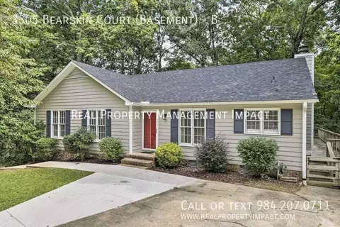 3305 Bearskin Ct #B, Raleigh, NC 27606