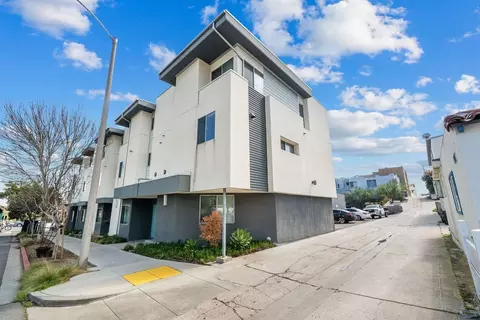 2189 Catalina Blvd, San Diego, CA 92107