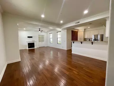 1518 Valencia Ave, Tustin, CA 92782