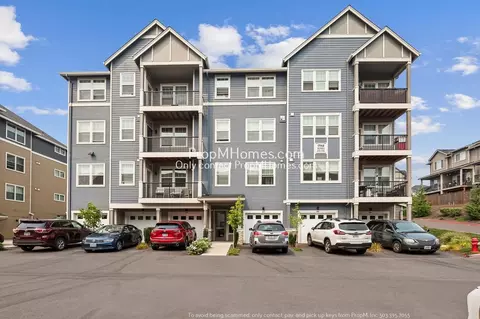 17149 SW Snowdale St #G302, Beaverton, OR 97007