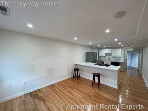 83 Moreland St, Somerville, MA 02145