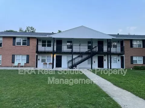 2001 Heritage Dr #2, Washington Court House, OH 43160