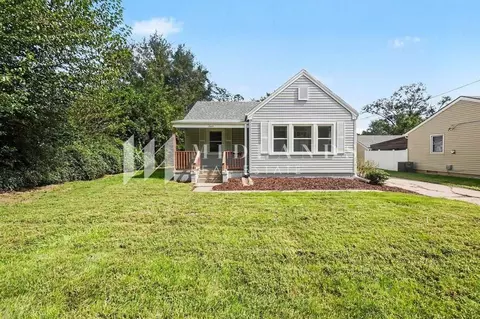 2607 Hancock St, Bellevue, NE 68005