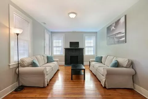 1115 E 39th St, Savannah, GA 31404