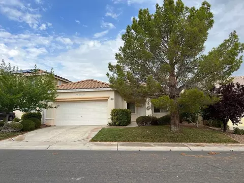 1841 Spring Summit Ln, Las Vegas, NV 89134
