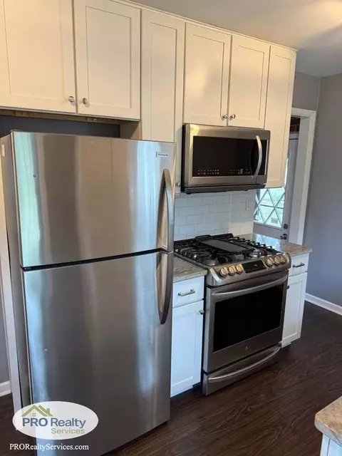 3238 Rhode Island Ave S, Saint Louis Park, MN 55426