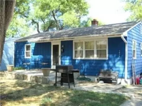 2921 Appleton Ave, Independence, MO 64052