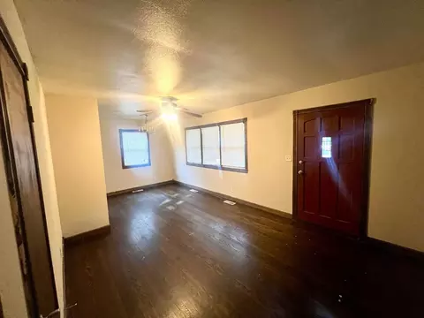 2921 Appleton Ave, Independence, MO 64052 photo 2