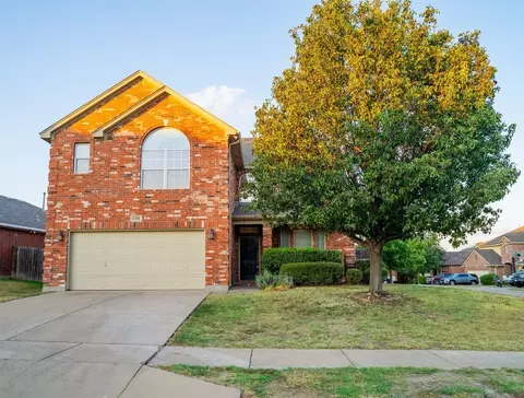 6100 Horse Trap Dr, Fort Worth, TX 76179