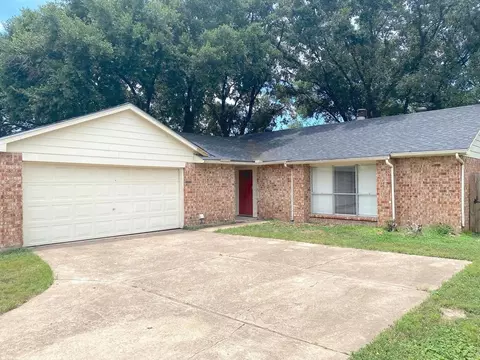 16222 Summer Dew Ln, Houston, TX 77095
