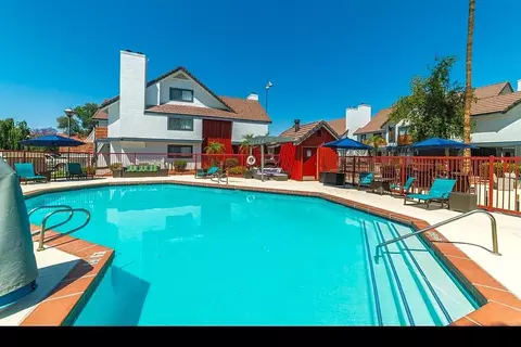 8242 N Black Canyon Hwy, Phoenix, AZ 85051