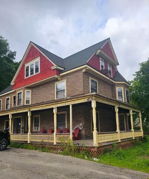 271 Nashua St, Milford, NH 03055