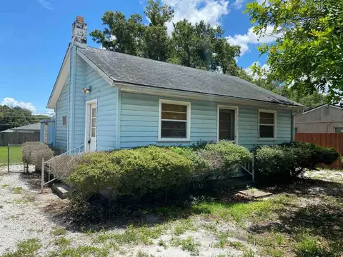 1347 Friend Ave, Clearwater, FL 33756