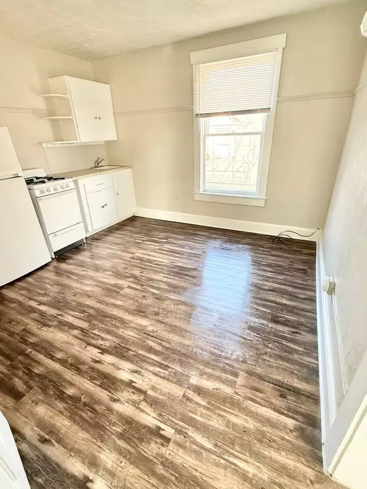  715 N Nevada Ave #12, Colorado Springs, CO 80903 photo 2