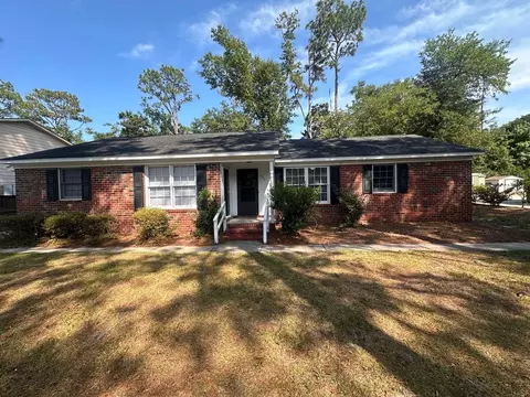 801 Montclair Dr, Wilmington, NC 28403