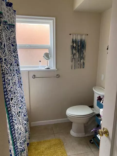 184 E Washington Ave, Chico, CA 95926 photo 16