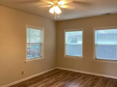 184 E Washington Ave, Chico, CA 95926 photo 5