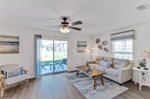 4770 Huffman St, Tampa-st. Petersburg, FL 33545