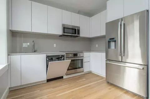 31 South St, Boston, MA 02135