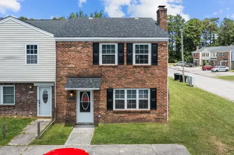 635 Myrtlewood Cir, Jacksonville, NC 28546
