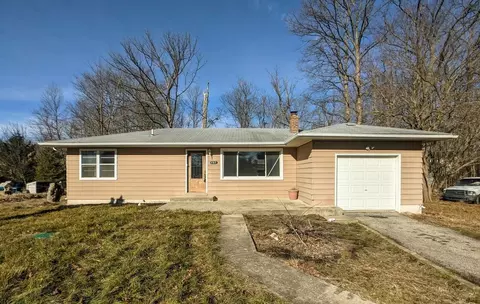 5322 W Smokey Row Rd, Greenwood, IN 46143