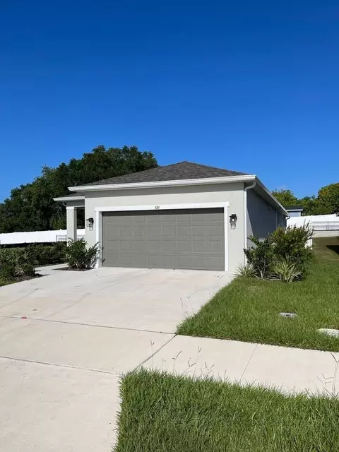 824 Blue Creek Dr, Haines City, FL 33844