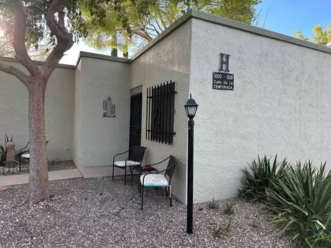 1010 S Calle De La Temporada, Green Valley, AZ 85614