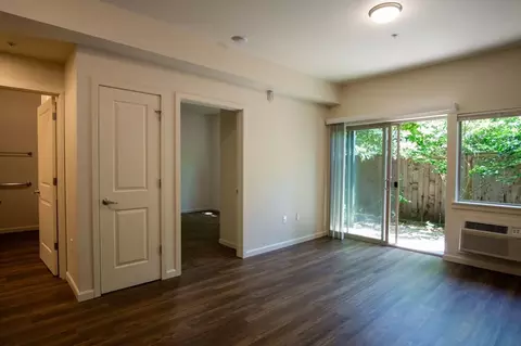 1650 SE Harold St #2, Portland, OR 97202