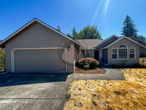 1322 S Birch Ct, Canby, OR 97013