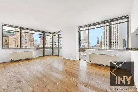 2 Maiden Ln #2407, New York, NY 10038