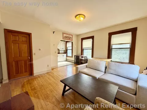 5 Wendell St #3, Cambridge, MA 02138