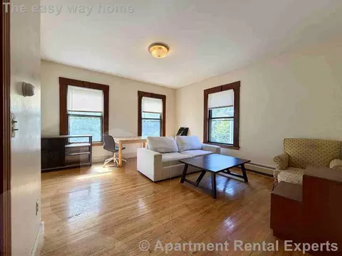 5 Wendell St #3, Cambridge, MA 02138