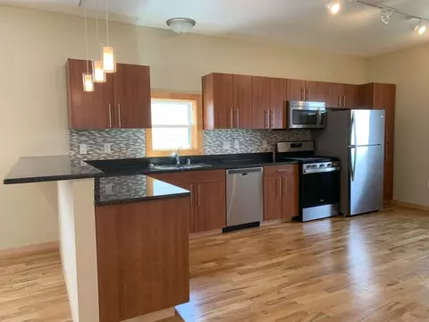 2507 S Logan Ave, Milwaukee, WI 53207
