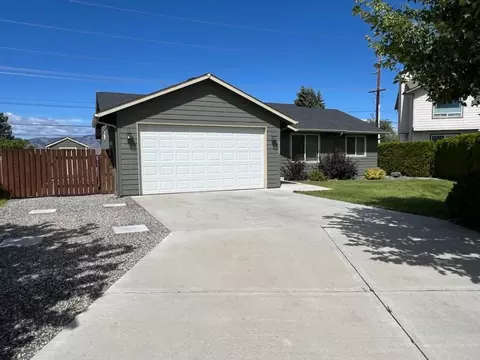 2525 NE Noble Loop, East Wenatchee, WA 98802