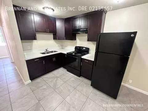 4201 51st St #A, San Diego, CA 92115